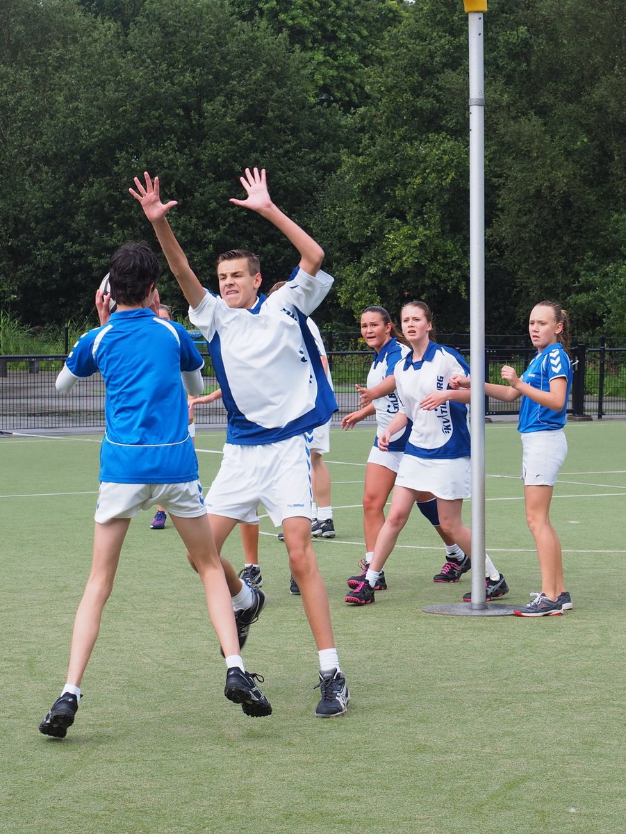 Korfbal B2 5 september-009.JPG